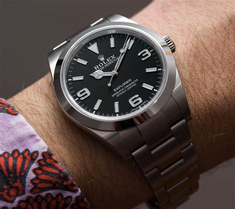 rolex explorer ref. 214270|Rolex explorer 214270 39mm review.